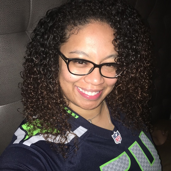 Meet your Posher, Ayako - Picture 2 of 2